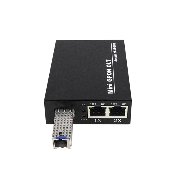 Three-level distribution box for connecting electrical equipment