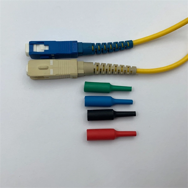 Organizing fiber optic communication cables