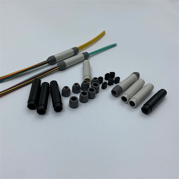 Single-mode dual-core optical fiber 100g