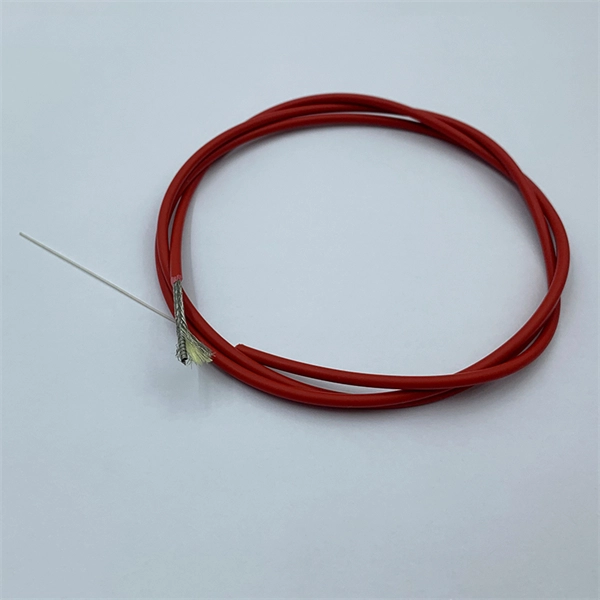 Break of butterfly-shaped optical cable