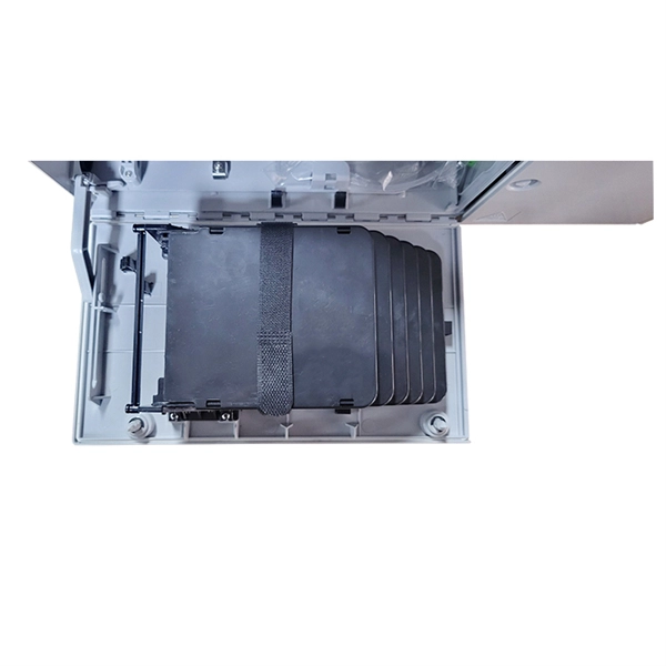 Requirements for cable tray installation in computer rooms include
