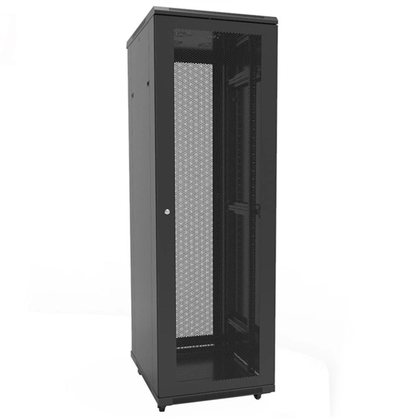 Low-voltage busbar trunking energized